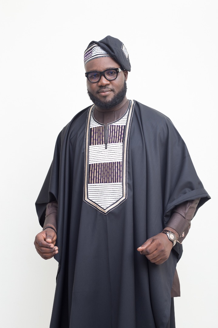 AGBADA A068