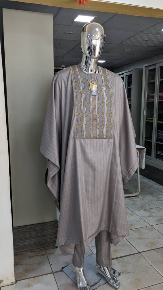 Agbada aux broderies G O – Image 4